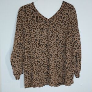 Leopard Print V-Neck Blouse